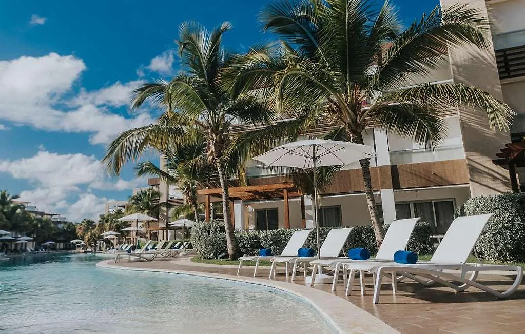 Hotel Radisson Blu Punta Cana, An All-Inclusive Resort