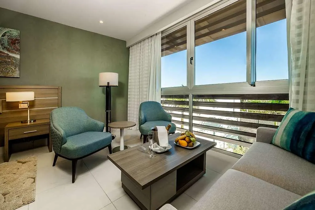 Hotel Radisson Blu Punta Cana, An All-Inclusive Resort